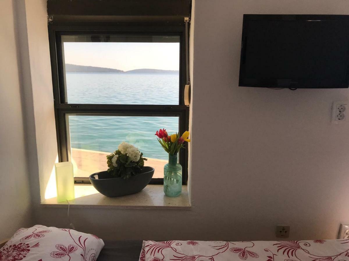 Meerblick Apartment Kaštela Екстериор снимка